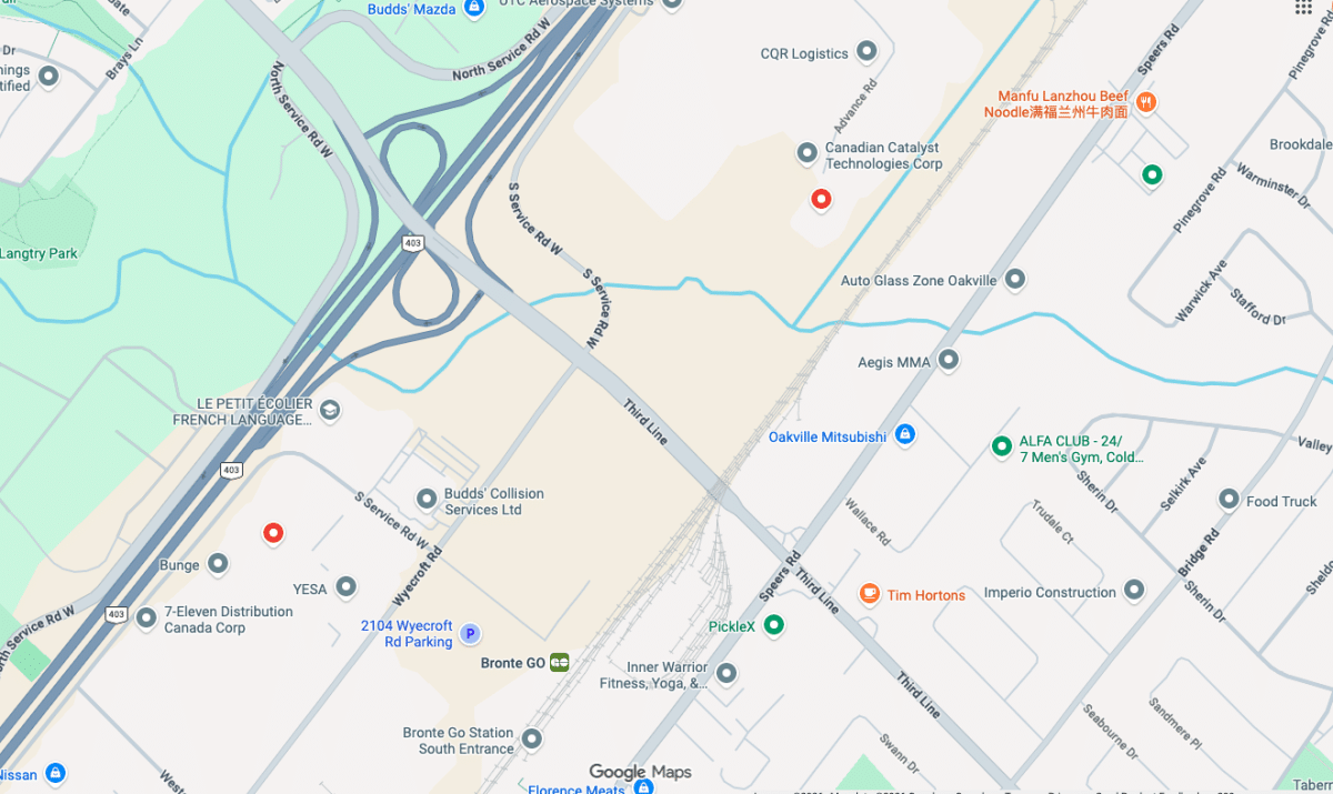 Map of Oakville area showing Highway 403 and major roads with nearby businesses such as Tim Hortons and Oakville Mitsubishi.